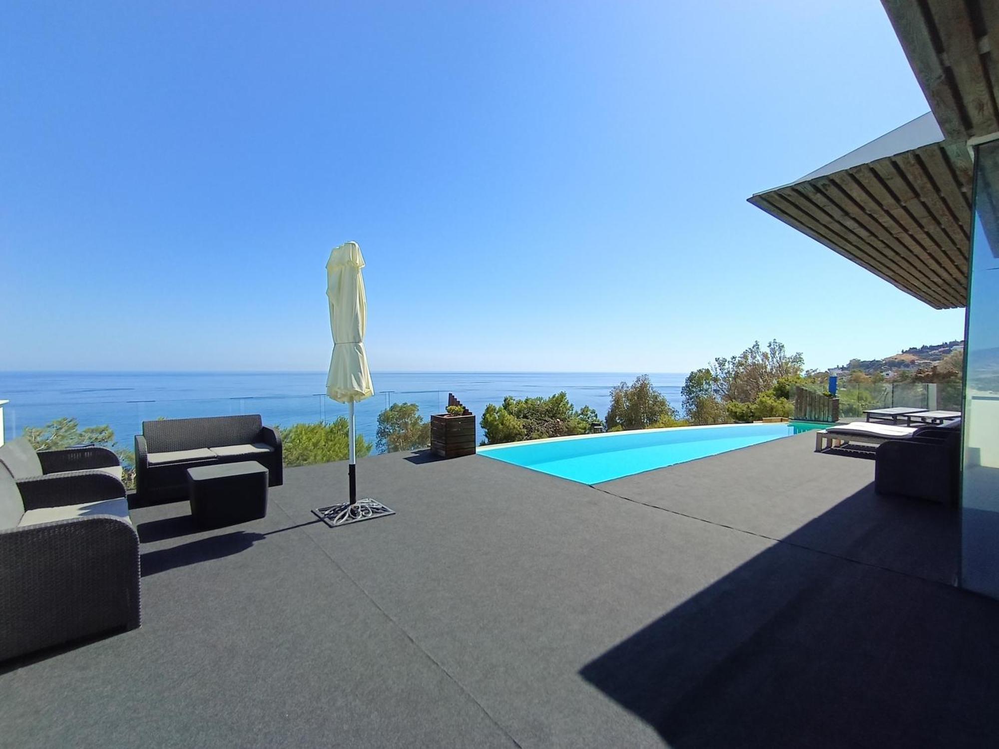 Luxury Paradise *
