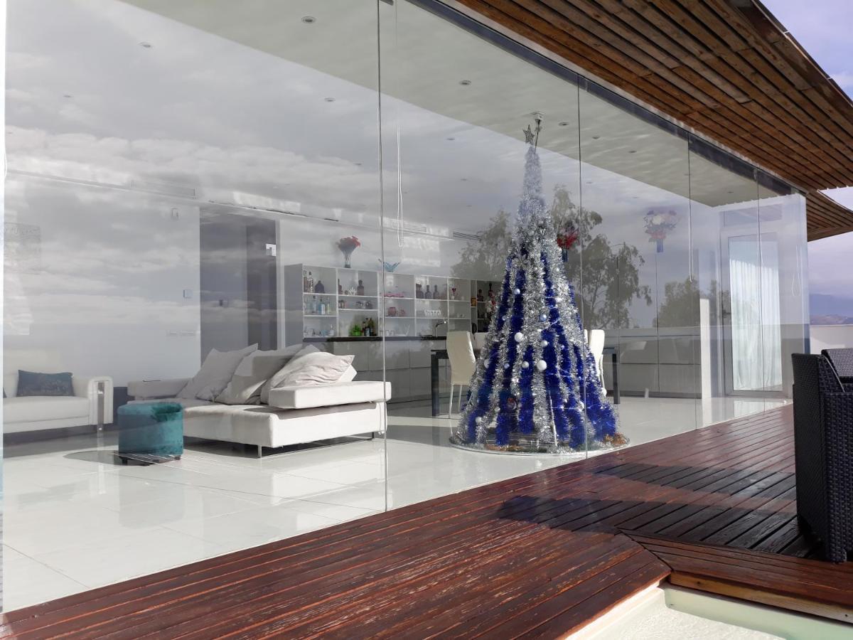 Villa Luxury Paradise *
