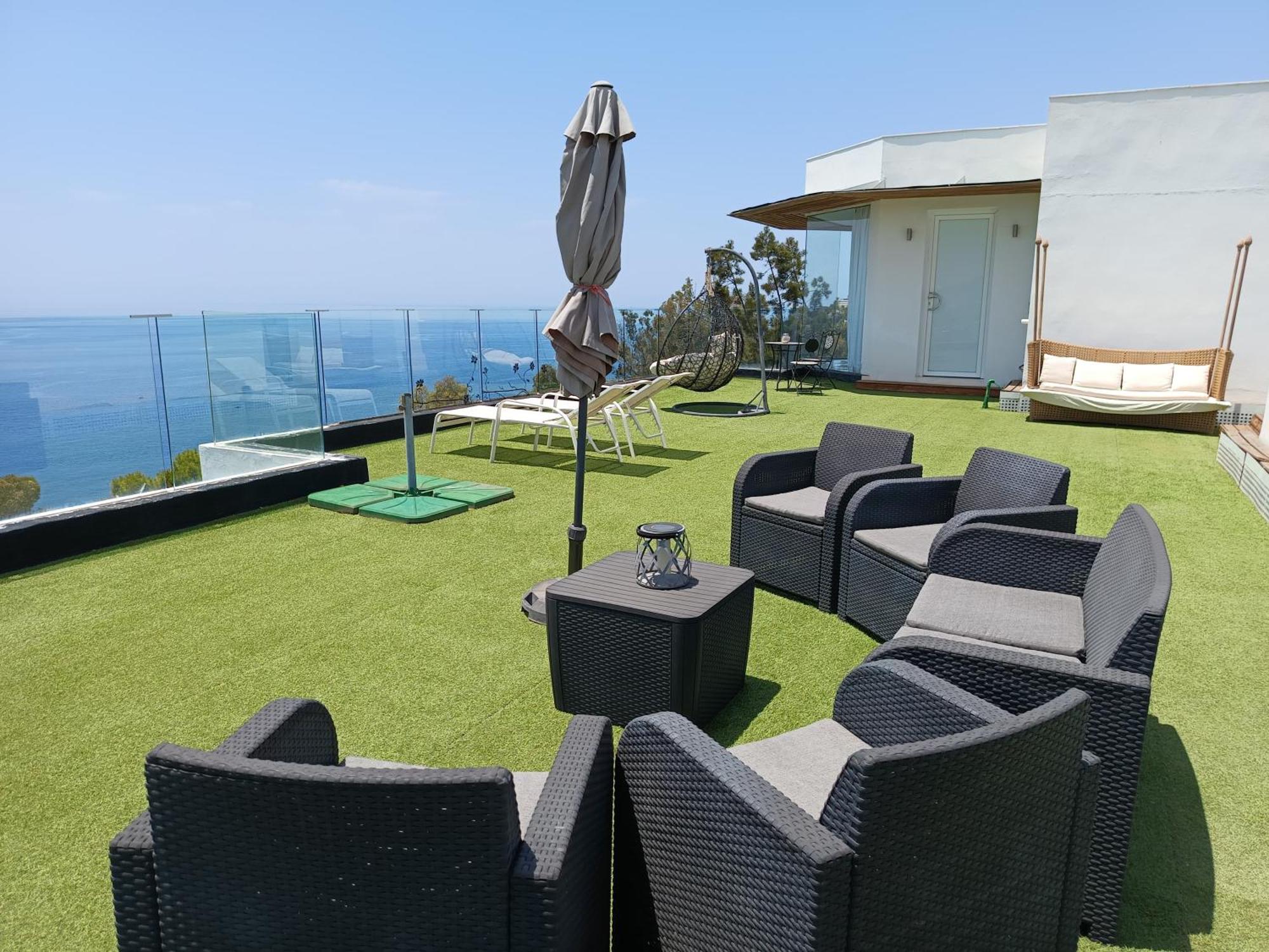 Luxury Paradise *